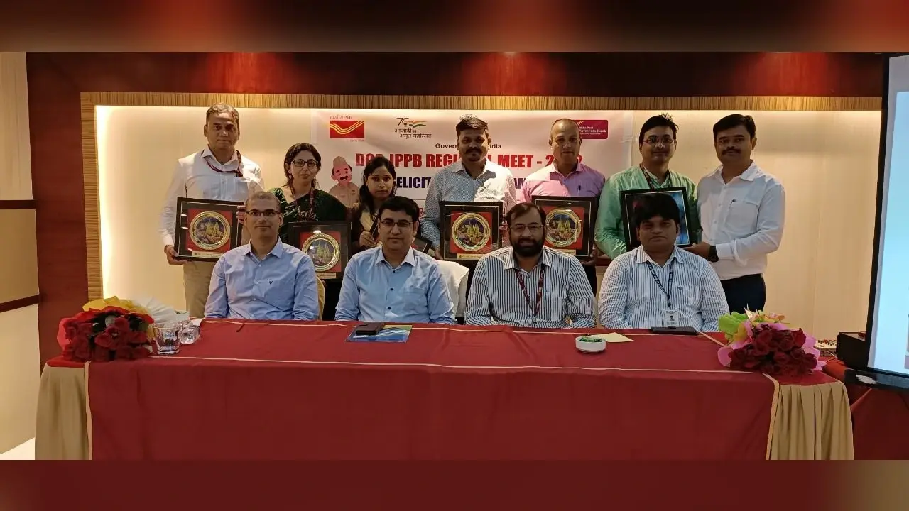 घर-घर तक डिजिटल बैंकिंग पहुंचाएगा इंडिया पोस्ट पेमेंट्स बैंक, जानें घर बैठे बैंकिंग सुविधा का तरीका