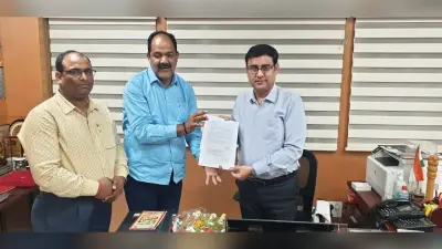 स्कूली बच्चों का डाकघरों में होगा आधार पंजीकरण, पोस्टमास्टर जनरल कृष्ण कुमार यादव ने दिए निर्देश…