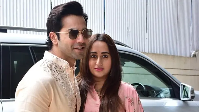 Varun-Natasha Wedding : आज लगेगी नताशा के हाथ में वरुण के नाम की मेहंदी.. बॉलीवुड की मेहंदी क्वीन लगाएंगी नताशा को मेहंदी