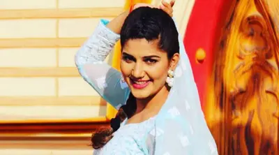 सपना चौधरी ने ‘कदे टोक लग जा’ सॉन्ग पर किया जोरदार डांस, सोशल मीडिया पर Video वायरल