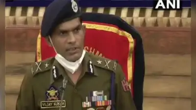 कश्मीर में मस्जिद को सुरक्षा कवच की तरह इस्तेमाल करते हैं आतंकी, कश्मीर के आईजीपी ने जताया विरोध