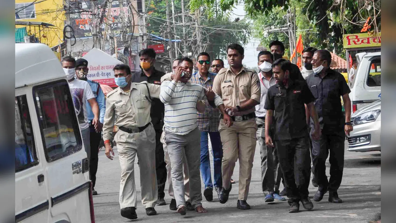 Vikas Dubey Encounter Case : 37 पुलिसकर्मी को सजा मिलनी तय, पढ़ें लिस्ट में किस-किसका नाम है शामिल