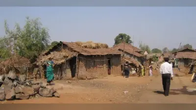 गांव में विद्यालय, आंगनबाड़ी केंद्र और स्वास्थ्य केंद्र भी नहीं