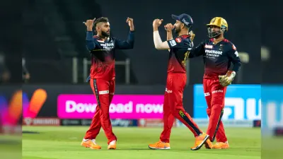विराट कोहली के छक्के पर पाकिस्तानी तेज गेंदबाज हारिस रऊफ का आया बयान, बताया अलग स्तर का खिलाड़ी