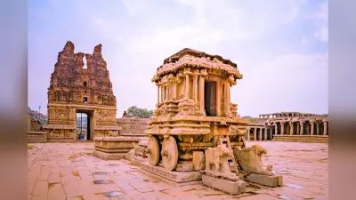PHOTOS: बना रहे हैं Hampi जाने का प्लान, तो इन जगहों पर घूमना न भूलें