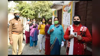 यूपी चुनाव 2022: वोटर्स ने सियासी पंडितों को किया कंफ्यूज, बीजेपी-सपा का सीट कैलकुलेशन फॉर्मूला फेल?