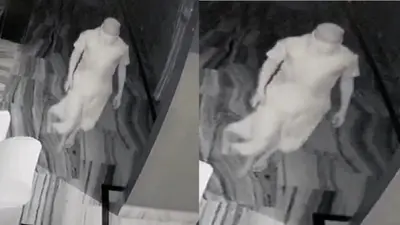 बेगूसराय में नाइटी पहन घर में घुसा चोर, कैश और गहने सहित रिवॉल्वर भी ले उड़ा