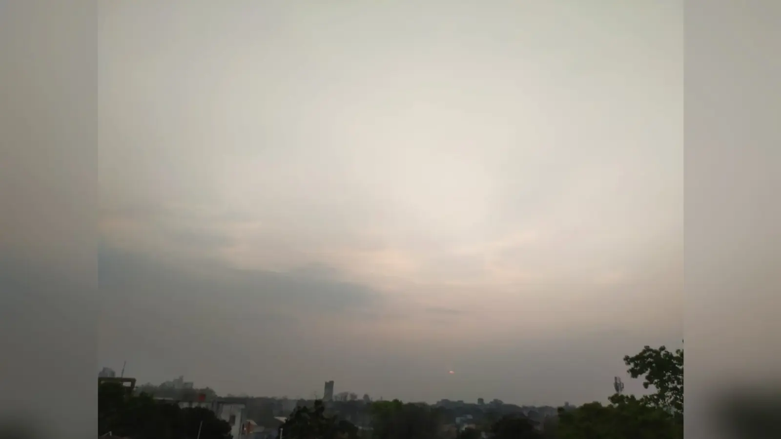 Lucknow Weather Update Video: लखनऊ में बदला मौसम, जानिए UP से लेकर बिहार तक आज कैसा रहने वाला है वेदर