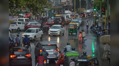 Weather Updates Live: UP में आज भी मेहरबान रहेगा मानसून, जारी रहेगी रिमझिम बारिश, जानें अपने जिले का हाल