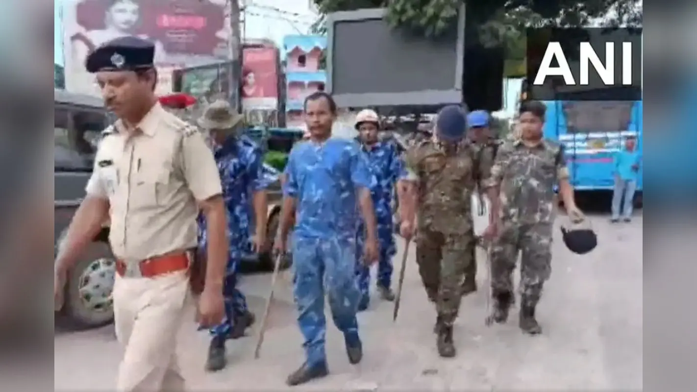 West Bengal: उत्तर 24 परगना के भाटपाड़ा में खेल-खेल में फटा बम, एक बच्चे की मौत दूसरा गंभीर रूप से घायल