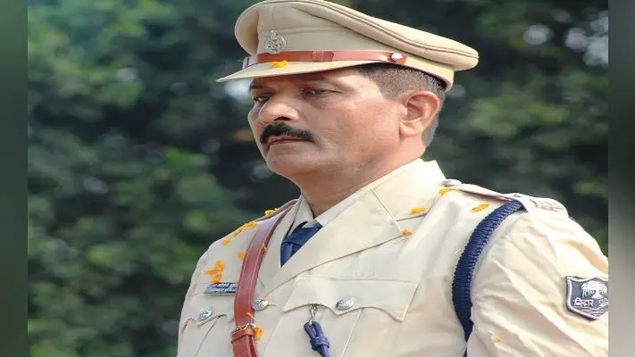 BREAKING: अपराधी को दबोचने बंगाल गए किशनगंज थाना प्रभारी की भीड़ ने की हत्या, पीट-पीटकर मार डाला