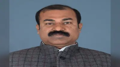 मंत्री मदन सहनी ने इस्तीफे की पेशकश की,कहा जो काम मंत्री का,वो अफसर कर रहे, इस अपमान के साथ रहना उचित नहीं