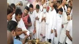 पंचतत्व में विलीन हुए कांग्रेस के दिग्गज सदानंद सिंह, अंतिम दर्शन को उमड़ा जनसैलाब