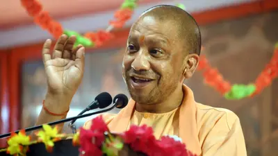 Azamgarh News: 198 करोड़ की 69 परियोजनाओं की CM योगी ने दी सौगात, बोले-पिछली सरकारों ने किए UP के बुरे हालात