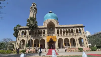 इलाहाबाद विश्वविद्यालय में रैगिंग, आधी रात छात्र को निर्वस्त्र कर पीटा, गले में बेल्ट बांधकर घसीटा