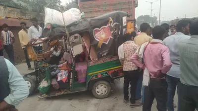 Prayagraj News: श्रद्धालुओं से भरी टैक्सी ट्रक से टकराई, एक की मौत, 6 घायल