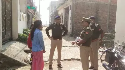 Gorakhpur News: सीएम सिटी में दिनदहाड़े महिला की हत्या के बाद जागी पुलिस, परिवार से मिलने पहुंचे एडीजी