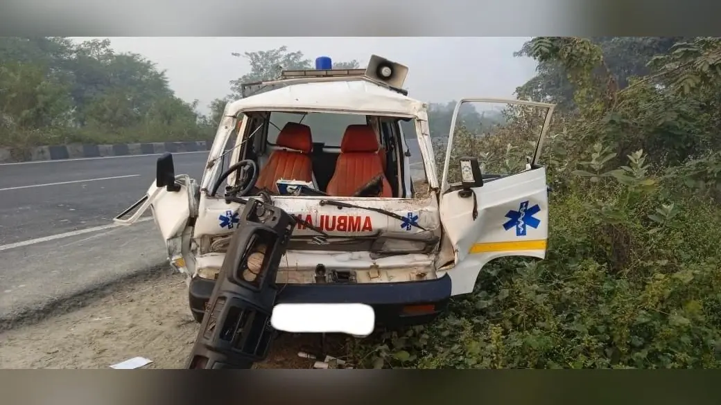 छत्तीसगढ़ के कोंडागांव में ट्रक ने शव ले जा रही एंबुलेंस को मारी टक्कर, एक ही परिवार के 3 लोगों की मौत