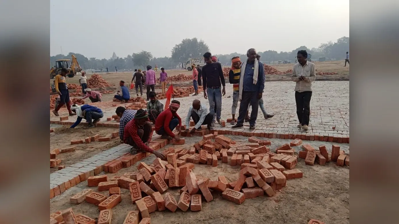 Prayagraj News: पीएम मोदी का 21 दिसंबर को प्रयागराज आगमन, स्वयंसेवी महिलाओं से करेंगे संवाद, तैयारियां तेज