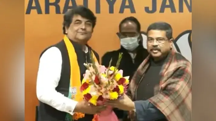UP Chunav 2022: RPN Singh ने कांग्रेस का साथ छोड़ बीजेपी का थामा दामन, एक दिन पहले बने थे स्टार प्रचारक