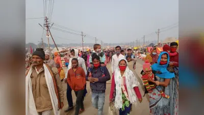 मौनी अमावस्या को लेकर प्रयागराज पहुंचने लगे श्रद्धालु, मंडल आयुक्त ने तैयारियों को लेकर की समीक्षा