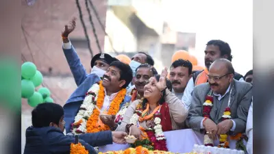 नंद गोपाल गुप्ता ने नामांकन के बाद निकाला जुलूस, सपा प्रत्याशी रईस बोले- यह सब है नंदी के नाटक