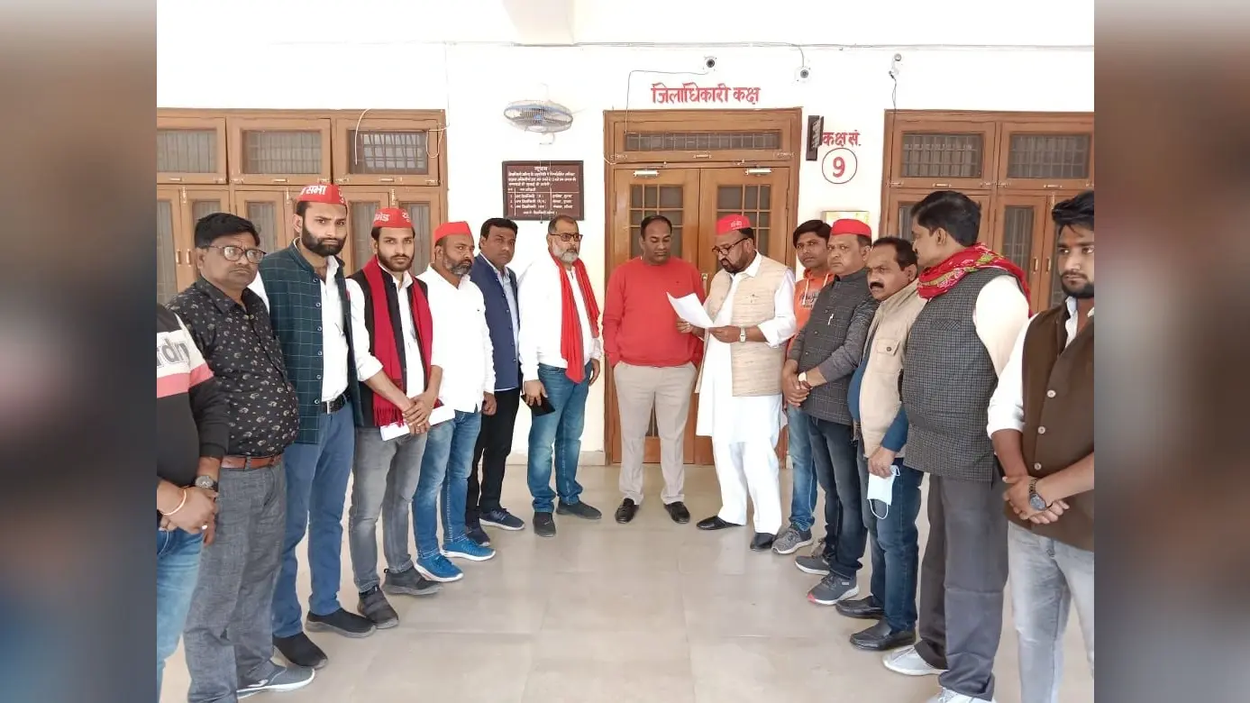 UP Election 2022: अलीगढ़ में ईवीएम सुरक्षा पर सपा ने लगाया प्रश्न चिन्ह, वजह जानने के लिए पढ़ें पूरी खबर