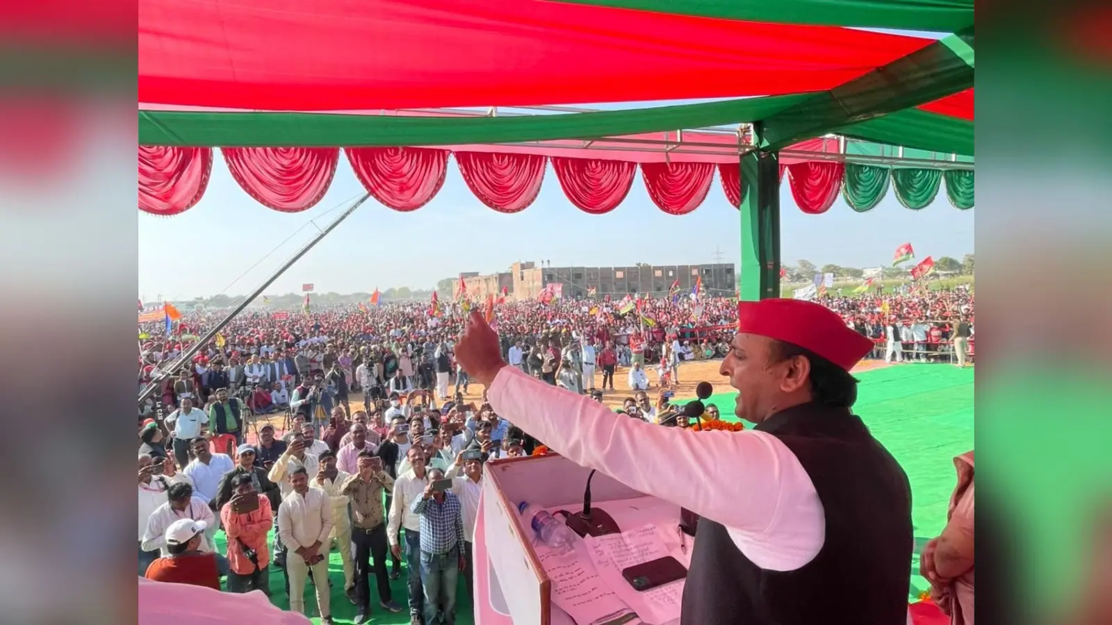 UP: अखिलेश यादव ने नगर निगम चुनाव में जीत को नवरत्नों को सौंपा जिम्मा, जानें किस-किस को मिली जिम्मेदारी