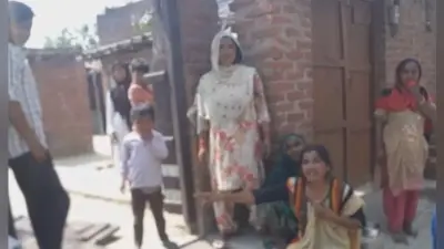 Bareilly News: बरेली में चुनावी रंजिश में एक समुदाय के घरों में तोड़फोड़, सात घायल