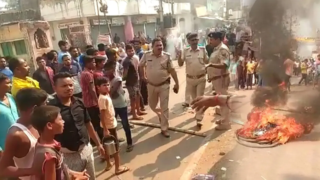 Bihar: भागलपुर और बांका में संदेहास्पद स्थिति में दो दर्जन लोगों की मौत, जहरीली शराब की आशंका, हंगामा