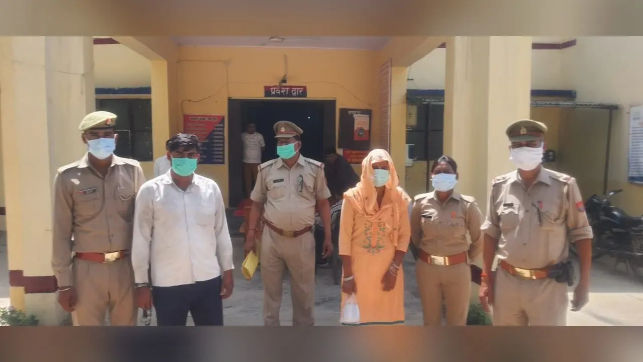 Aligarh News: बच्चों ने फेसबुक से मां के कातिलों को पहचाना, पिछले साल कर दी गई थी हत्या