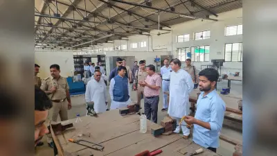 Aligarh News: अलीगढ़ में 11 हजार 678 घरौनियों से ग्रामीणों को मिला मालिकाना हक