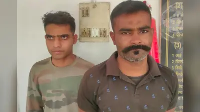 दिल्ली पुलिस की वर्दी पहनकर 60 हजार की रंगदारी मांगने वाले फर्जी पुलिसकर्मी गिरफ्तार, इस तरह हुआ खुलासा