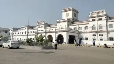 Railway News: पैंट्री कार में आग लगने पर अब तुरंत पाया जा सकेगा काबू, रेलवे ने तैयार किया यह खास सिस्टम