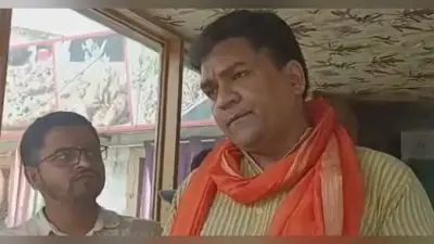 वाराणसी पहुंचे पूर्व विधायक कपिल मिश्रा, बोले- देश में कैंसर के समान हैं बांग्लादेशी और रोहिंग्या