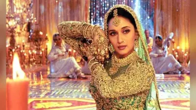 20 years of Devdas: ‘चंद्रमुखी’ ने इन 5 डायलॉग से शो चुरा लिया, माधुरी दीक्षित ने शेयर किया ये खास VIDEO