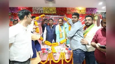 तीन दिवसीय दौरे पर क्योंझर पहुंचे केंद्रीय मंत्री अर्जुन मुंडा, बड़बिल में युवाओं के साथ किया संवाद
