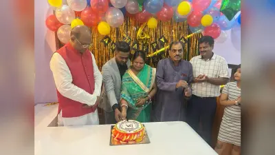 Jharkhand News: रांची में पॉलिसी अड्डा ने मनाई चौथी वर्षगांठ, अनाथालय में वितरण किया राशन