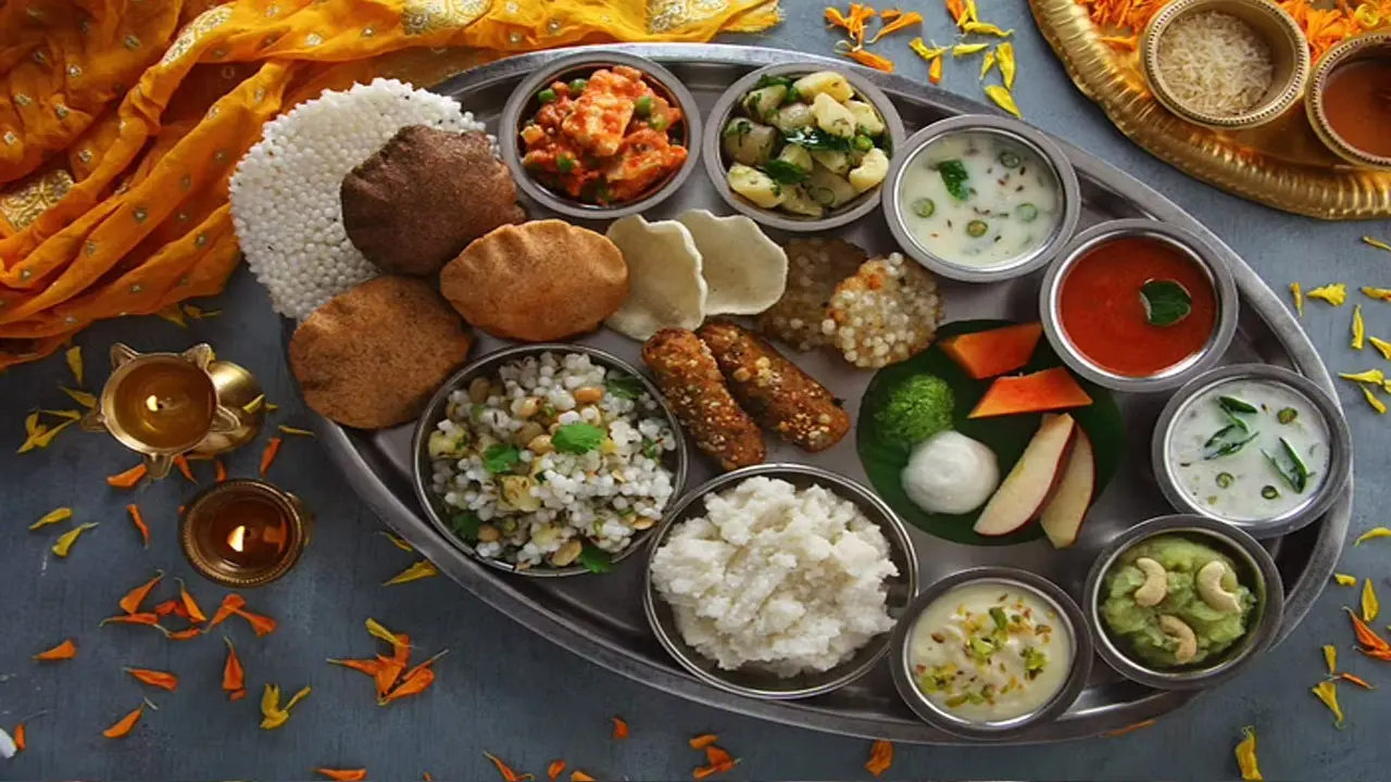 Navratri 2022 Vrat: नवरात्रि का आप रखना चाहते हैं अगर व्रत, तो इसका रखें विशेष ध्यान