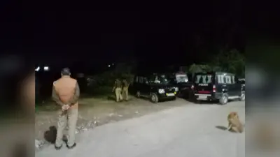 Agra: पुलिस ने खाली प्लॉट से भारी मात्रा में गांजे की खेप पकड़ी, तीन गिरफ्तार, इलाके में होनी थी सप्लाई