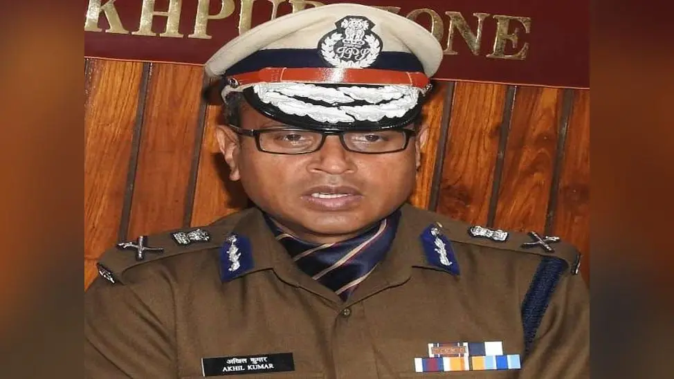 गोरखपुर जोन में अपराधियों पर चला चाबुक, देखें गैंगस्टर मामले में सबसे ज्यादा कहां हुई कार्रवाई