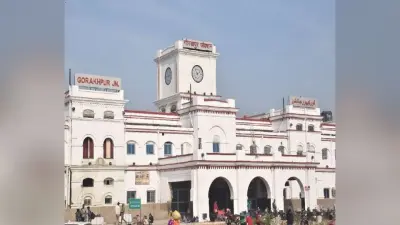 रेलवे ने रद्द की 33 ट्रेनें, कई के फेरों में कमी, गोरखपुर से दिल्ली जाने वाले यात्रियों की बढ़ी मुश्किलें