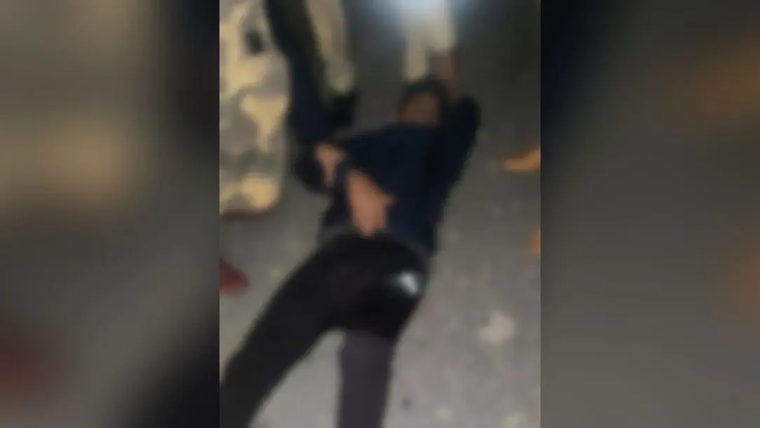 Agra News: आगरा पुलिस ने इनामी बदमाश को किया गिरफ्तार, मुठभेड़ में गोली लगने से घायल,अस्पताल में भर्ती