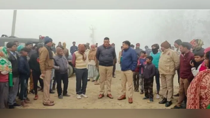 बरेली में मिर्च की रखवाली कर रहे किसान की चाकू से गोदकर हत्या, इलाके में मचा हड़कंप, जानें मामला…