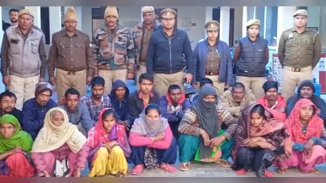 Agra: बांग्लादेशियों को वतन वापस भेजने की तैयारी में जुटी आगरा पुलिस, झुग्गी बस्तियों में की जा रही तलाश