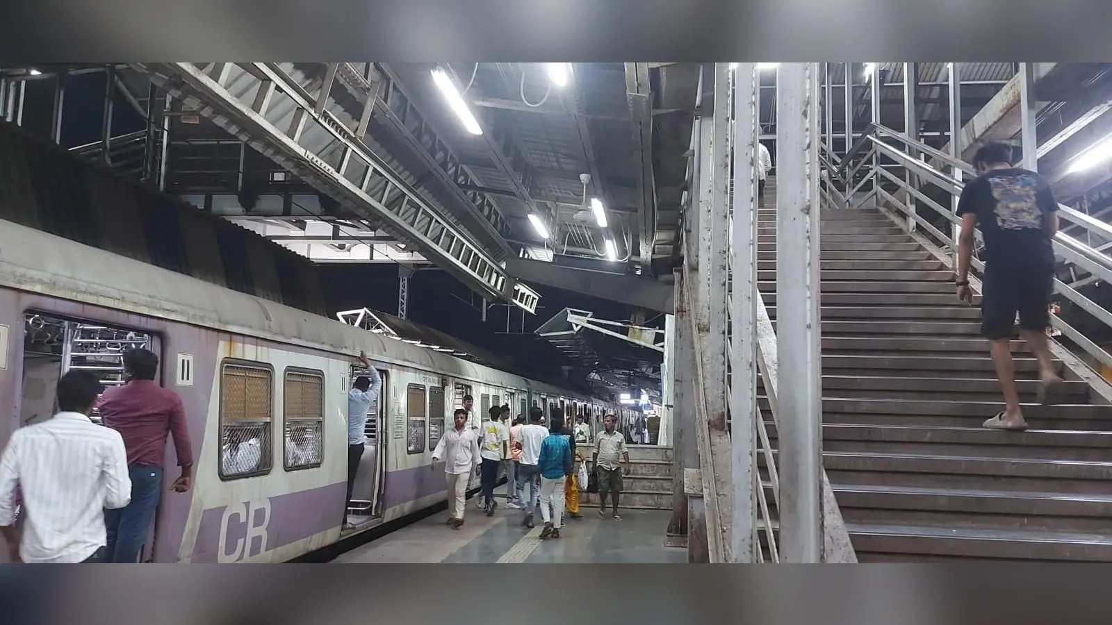 Indian Railway: रेलवे ने आज कई ट्रेनों को किया कैंसिल, 30 मार्च तक ये ट्रेनें हुई रद्द, जानें पूरी सूची