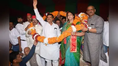 UP Nikay Chunav : शिवपाल बोले- चाचा- भतीजे के बीच आल इल वेल, अखिलेश के साथ नेताजी की तरह खड़ा