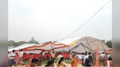 यूपी निकाय चुनाव : सीएम योगी की सभा में हादसा, मुख्यमंत्री के जाते ही आंधी आने से पांडाल गिरा, बाल-बाल बचे लोग