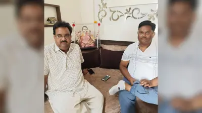 मां को खोया तो सर्राफ कारोबारियों ने घर में स्थापित कर दी मां की चांदी की मूर्ति, रोजाना बैठकर करते हैं याद