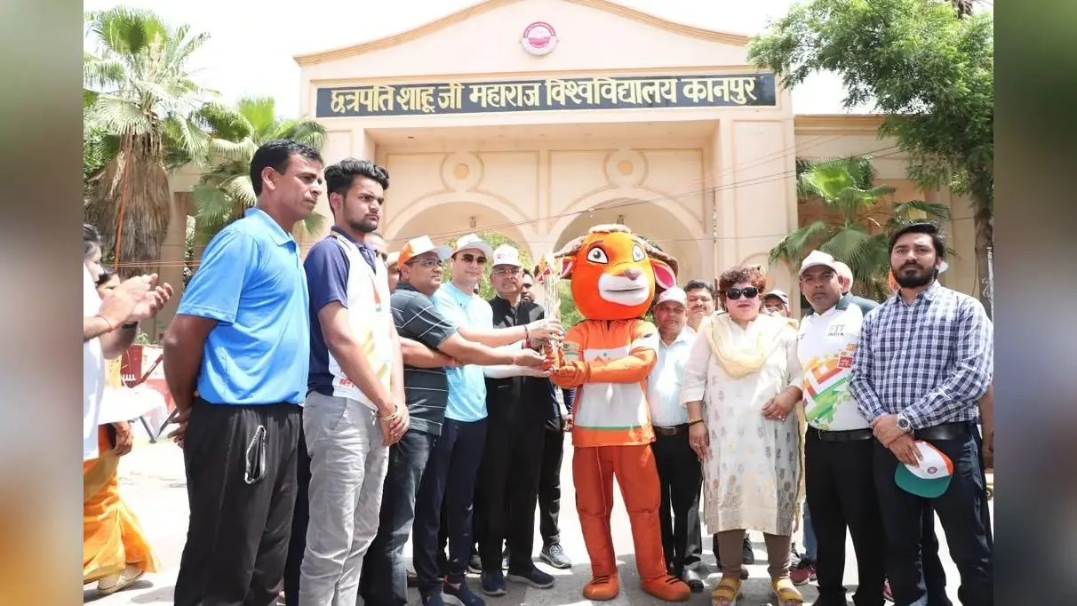 खेलो इंडिया की मशाल पहुंची कानपुर, मेजबान सीएसजेएमयू ने स्वागत में बिछाईं पलकें